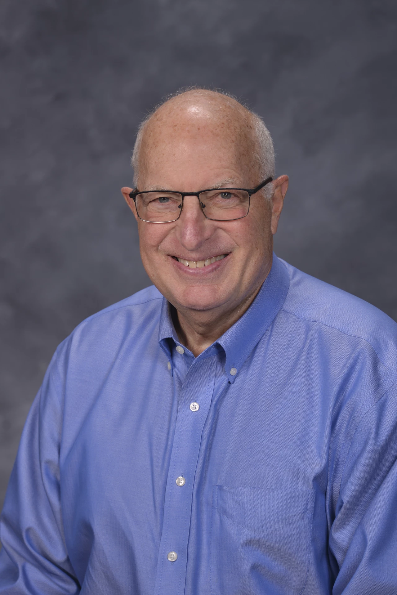 Robert Larson, MD Robert Larson - Diabetes Care Center doctor at Main Street Clinic